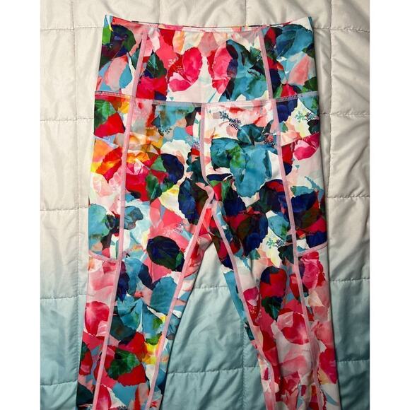 ZYIA Active Floral Pattern capris size 2 - Picture 2 of 5
